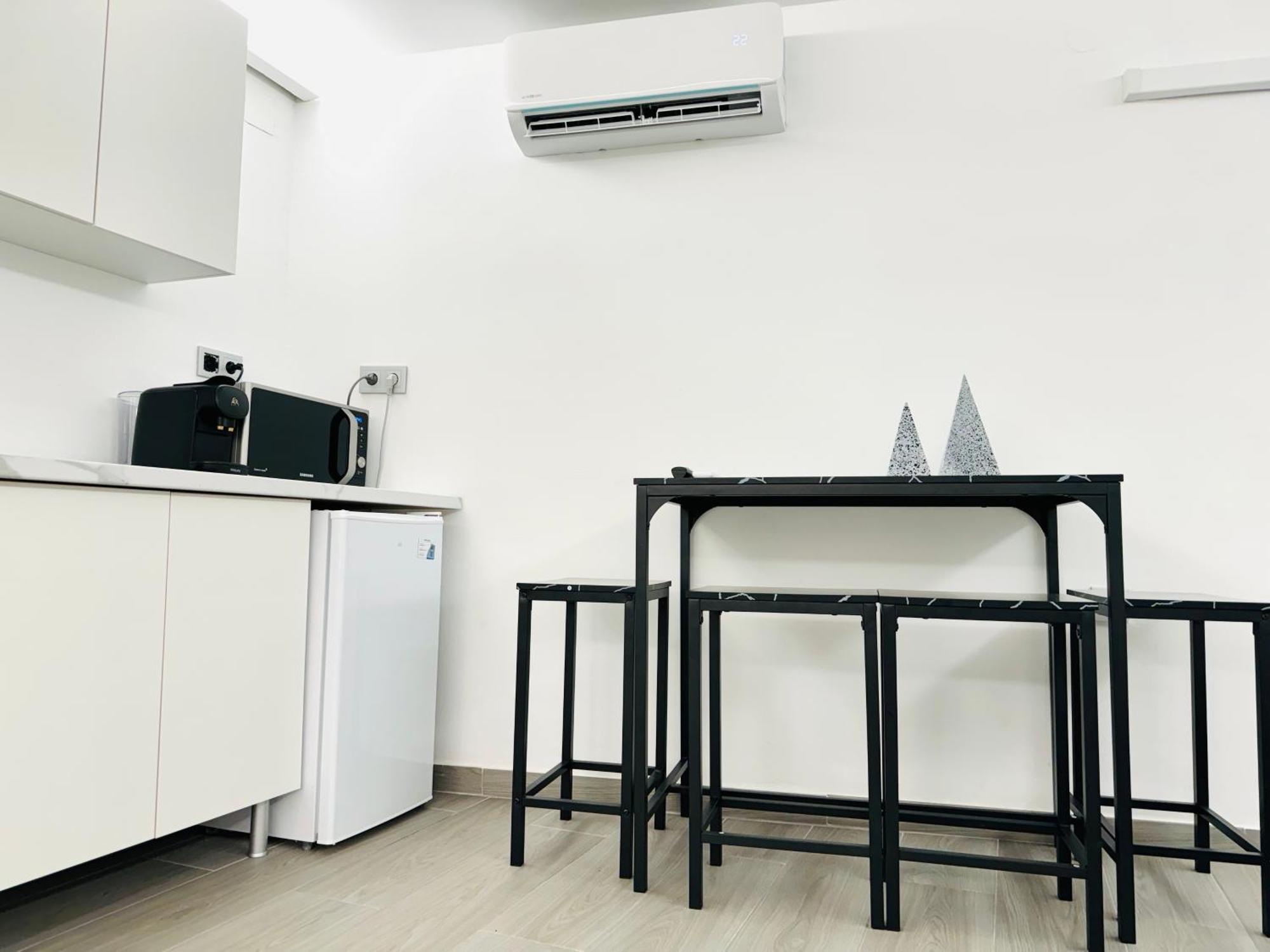 Avakian Suite Valencia Luaran gambar